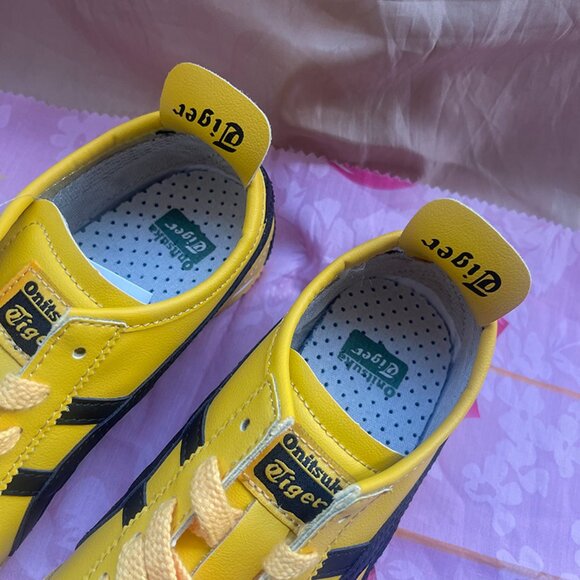 Onitsuka Tiger Mexico 66 Yellow Sneakers - Picture 3 of 6